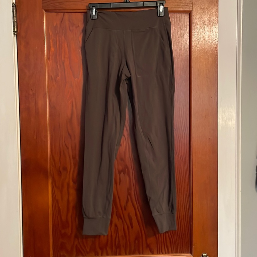 Lulu lemon joggers
